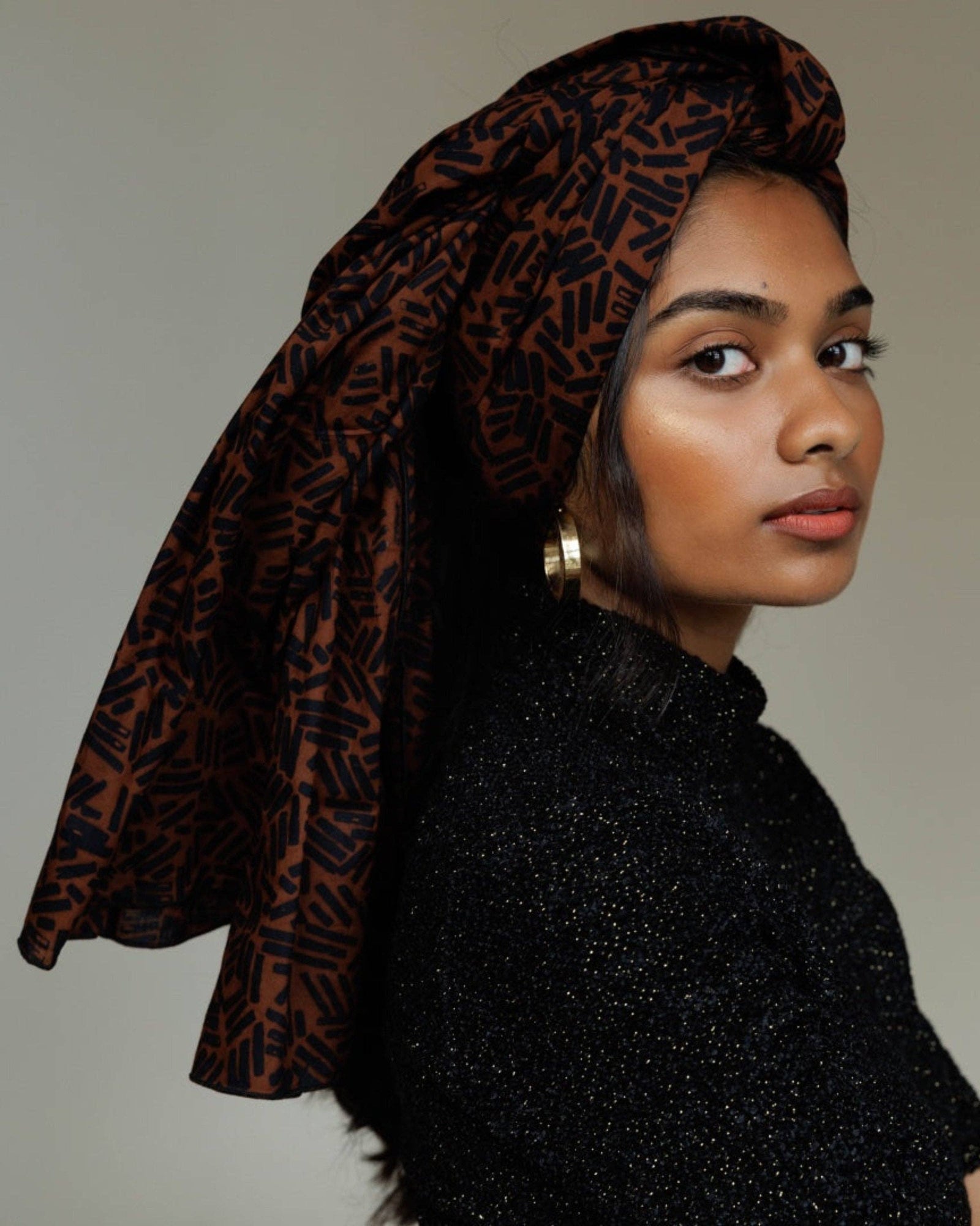 the wrap life siti brown head wrap