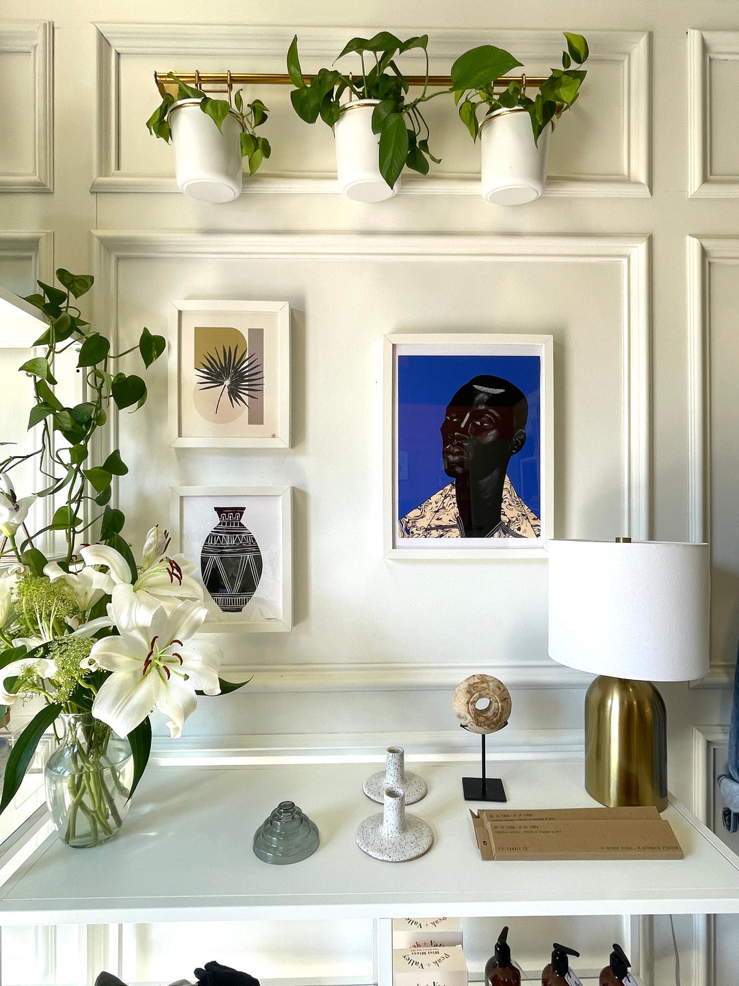 Keira Decorative Stand: Small