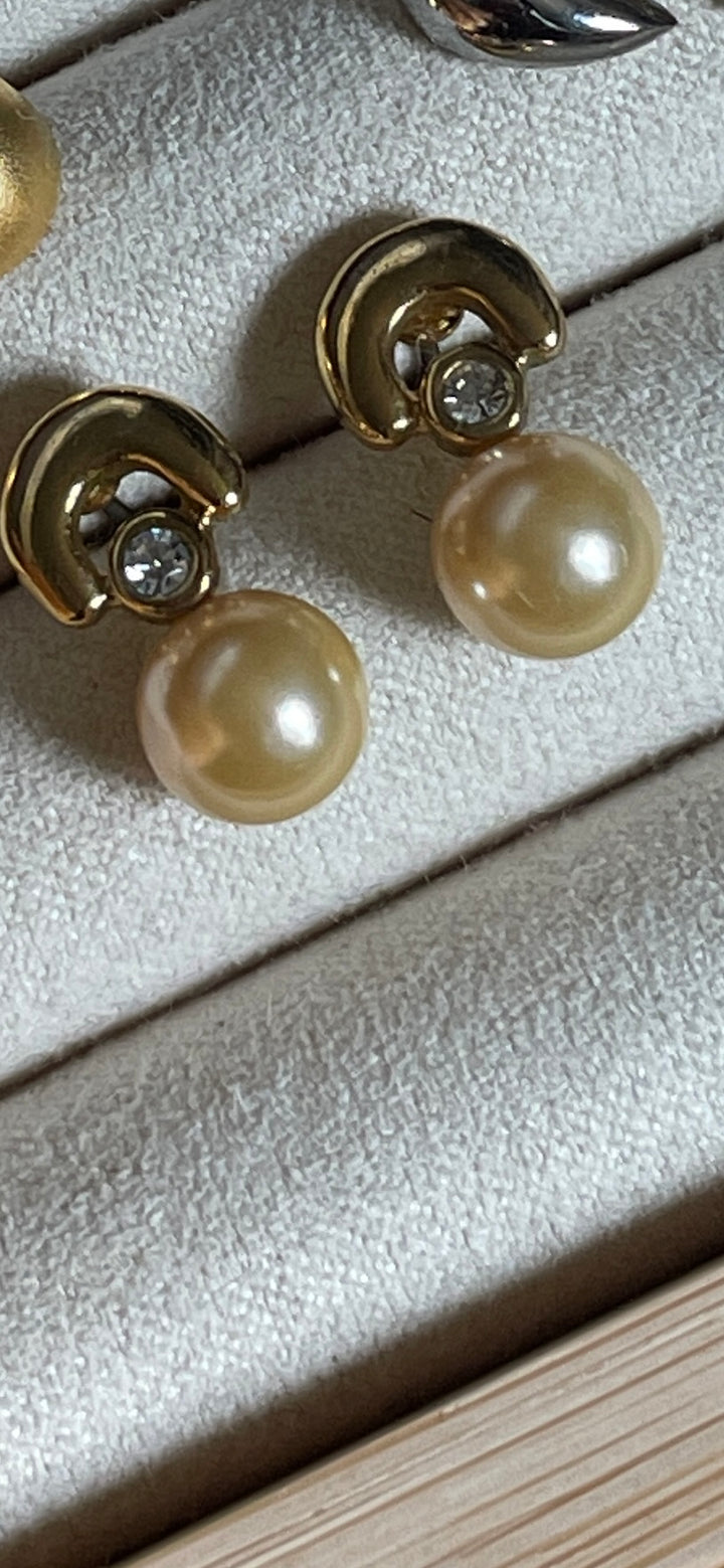Pearl Duo Stud Earrings