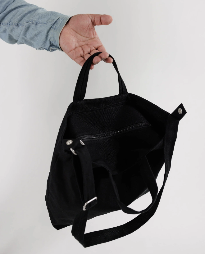 Horizontal Zip Duck Bag Black Baggu