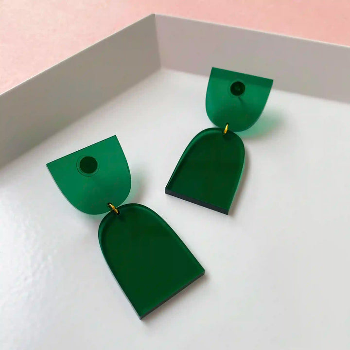 Emerald Cinch Earrings