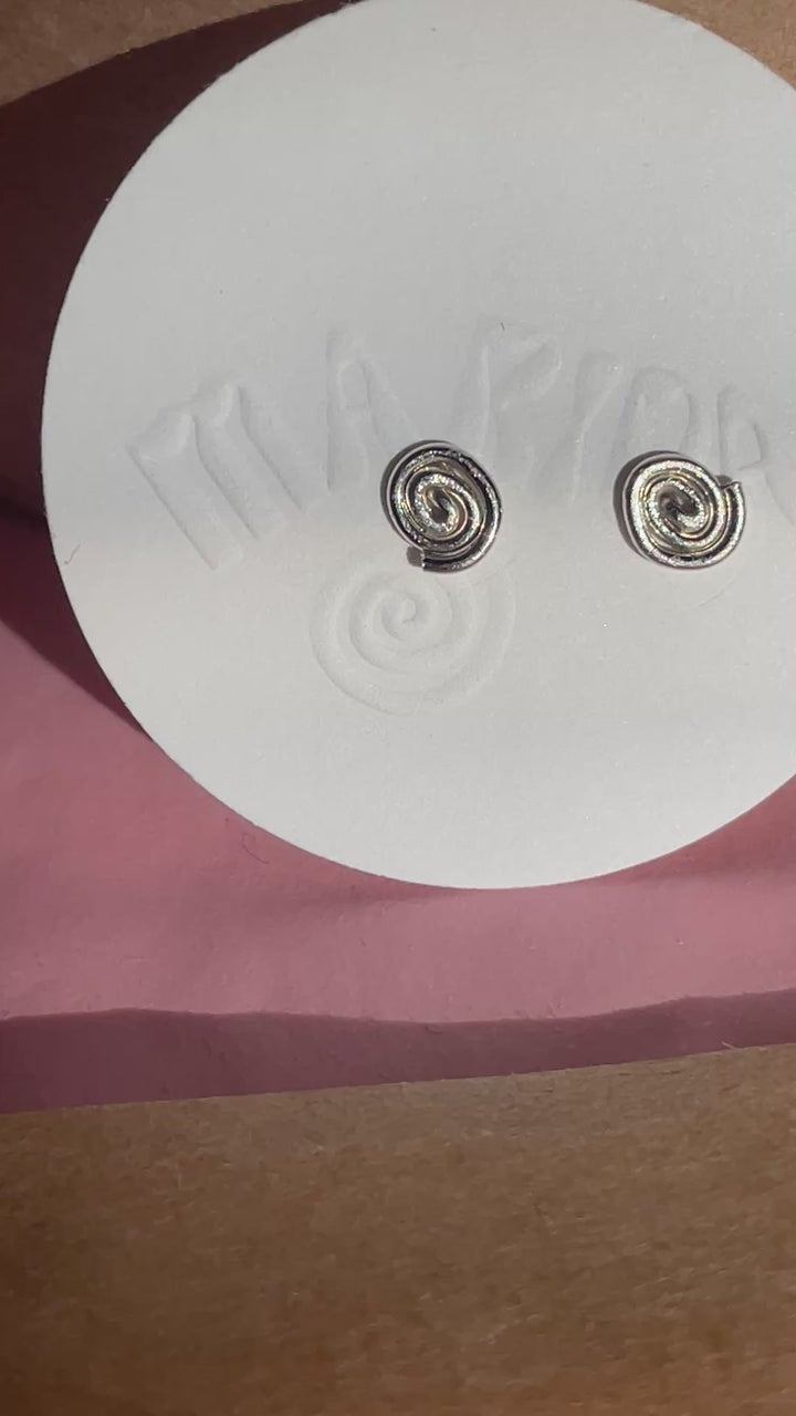 Mini Inward Studs: Sterling Silver