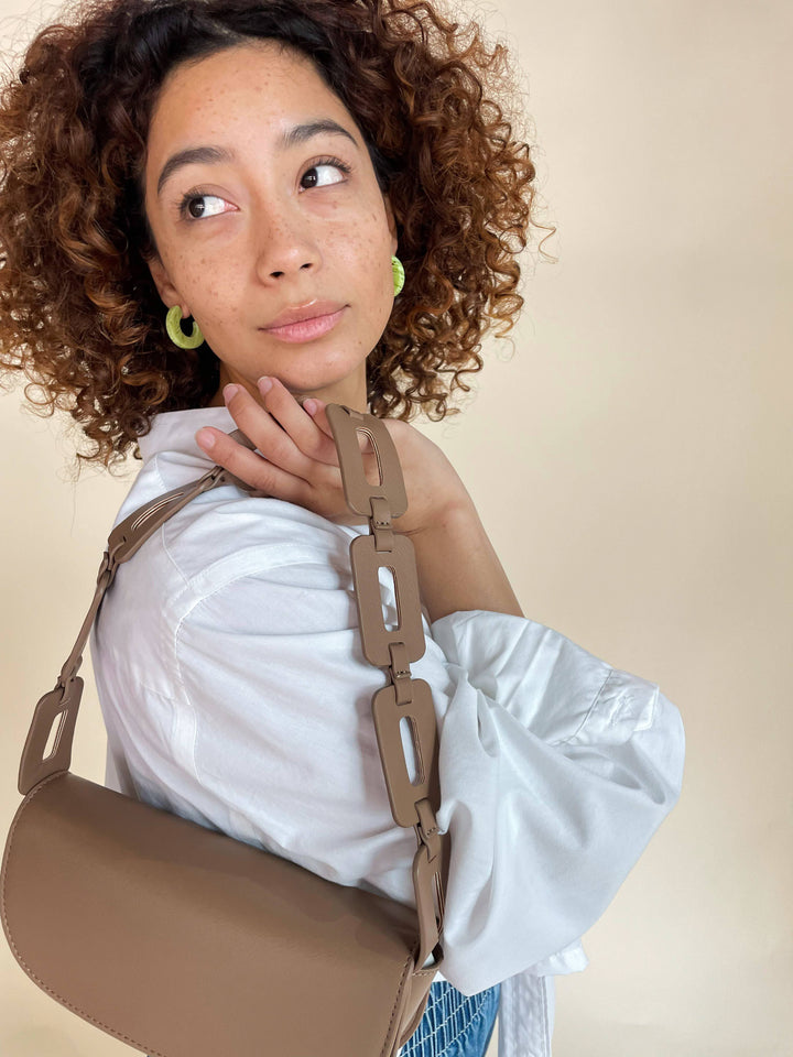 Inez Recycled Vegan Shoulder Bag in Taupe-Melie Bianco
